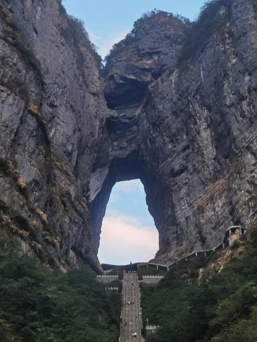 张家界天门山景区属于哪个街道(张家界天门山景区属于哪个街道办事处)-第6张图片-文史 张家界天门山景区属于哪个街道(张家界天门山景区属于哪个街道办事处)-第6张图片-文史