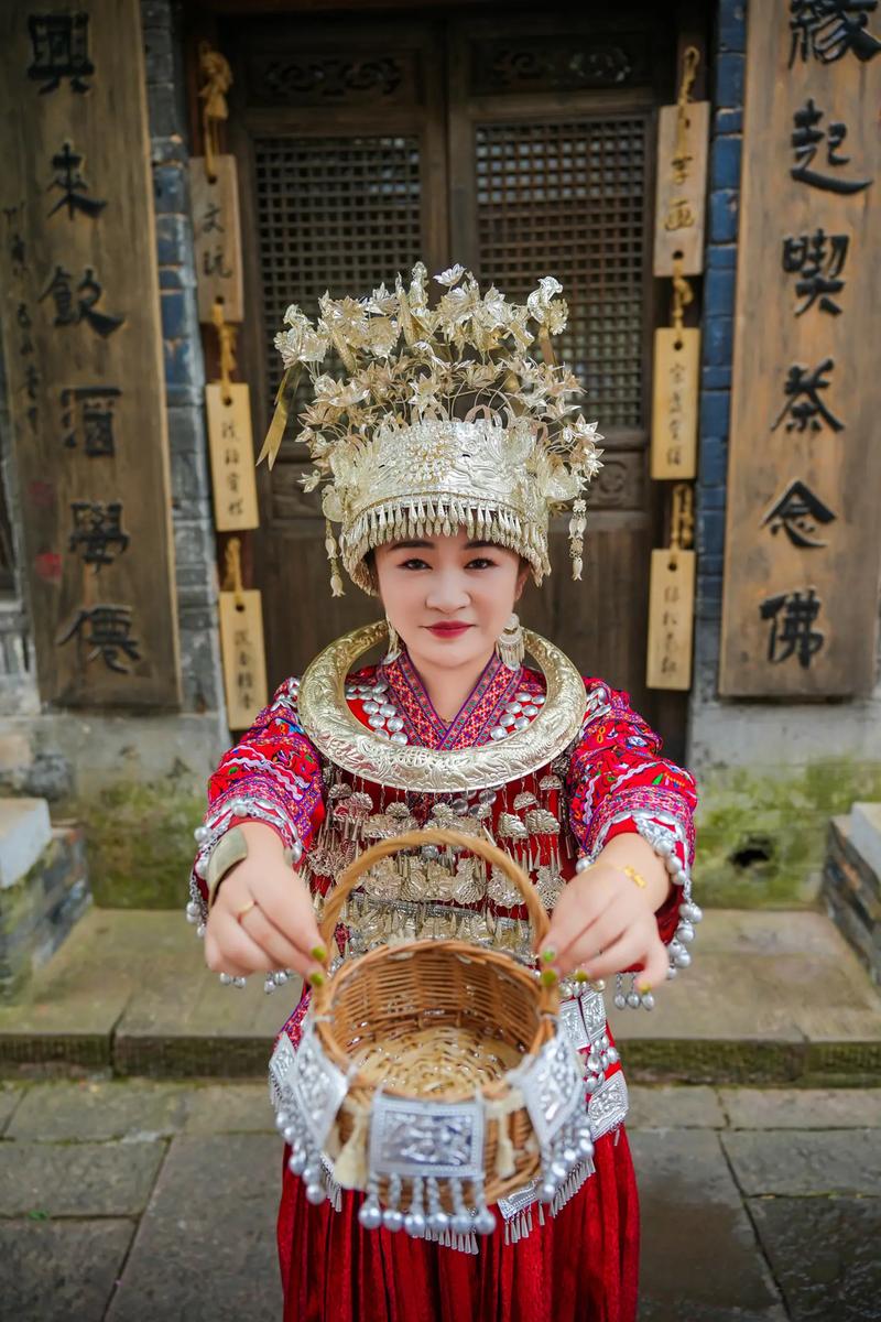 湘西凤凰古城天气(湘西凤凰古城天气30天查询)-第1张图片-文史 湘西凤凰古城天气(湘西凤凰古城天气30天查询)-第1张图片-文史