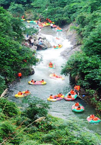 黄龙峡漂流,黄龙峡漂流小孩可以玩吗-第3张图片-文史