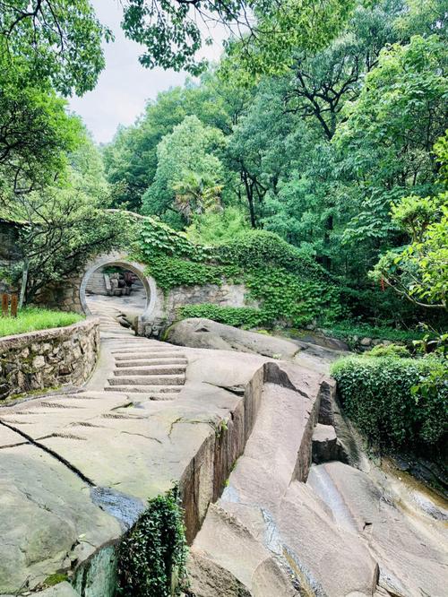 苏州天池山(苏州天池山风景区介绍简介)-第5张图片-文史 苏州天池山(苏州天池山风景区介绍简介)-第5张图片-文史