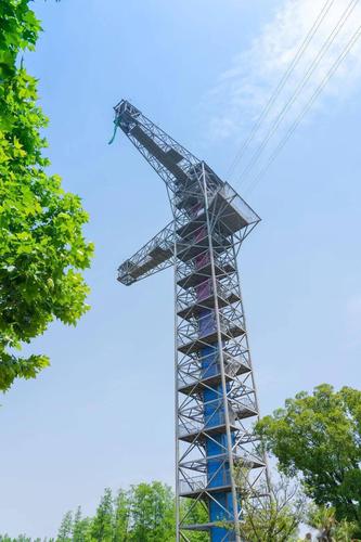 上海欢乐谷有蹦极项目吗（上海欢乐谷蹦极另外收费吗?）