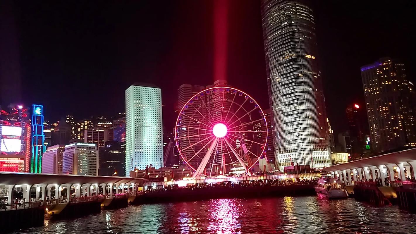 香港维多利亚港夜景,香港维多利亚港夜景几点关灯-第3张图片-文史 香港维多利亚港夜景,香港维多利亚港夜景几点关灯-第3张图片-文史