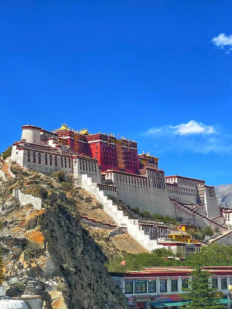 拉萨旅游必去景点推荐,拉萨旅游必去景点推荐