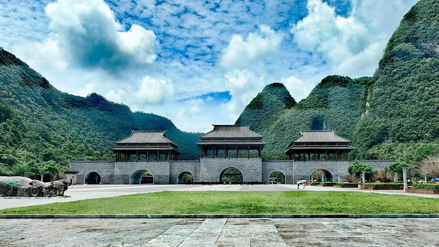 荔波旅游景点(荔波旅游景点推荐)-第4张图片-文史 荔波旅游景点(荔波旅游景点推荐)-第4张图片-文史
