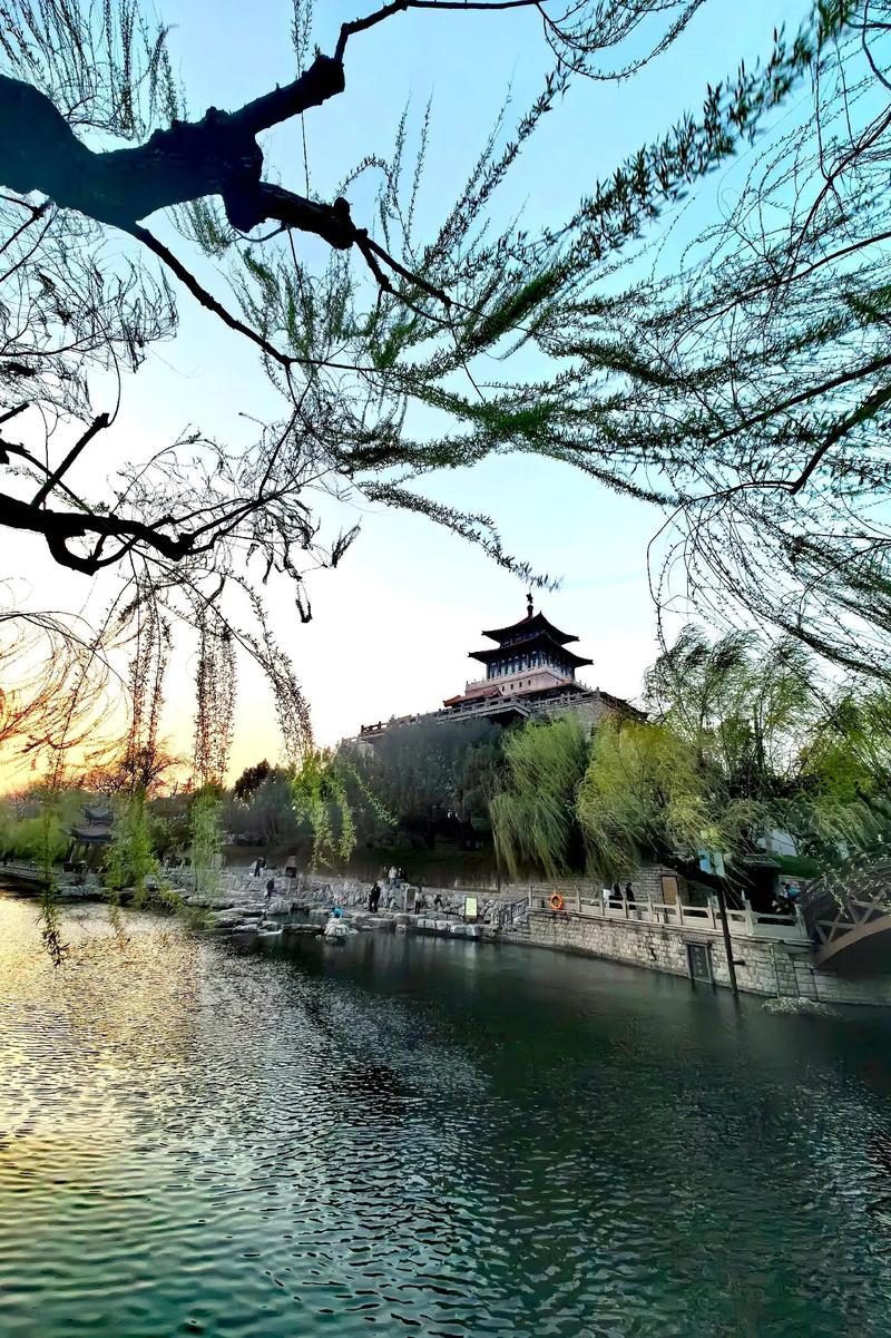 济南景点排名榜(济南景点排名榜前十名有哪些)-第3张图片-文史 济南景点排名榜(济南景点排名榜前十名有哪些)-第3张图片-文史